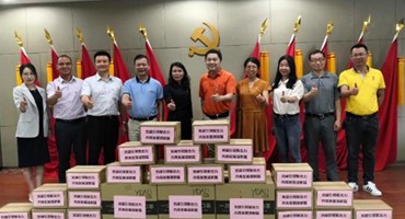 �����򾭴پ�