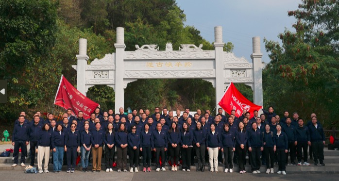 ����˳�ơ���������حBetway������(����ķ��)�ٷ���վ|West Ham United����2023��������������˶�˳�����